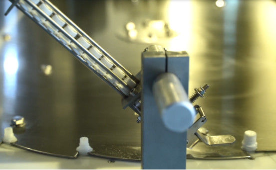 Mesin Penuh Kantong Spout yang dapat disesuaikan untuk Kantong Range W 70-210mm L 70-350mm